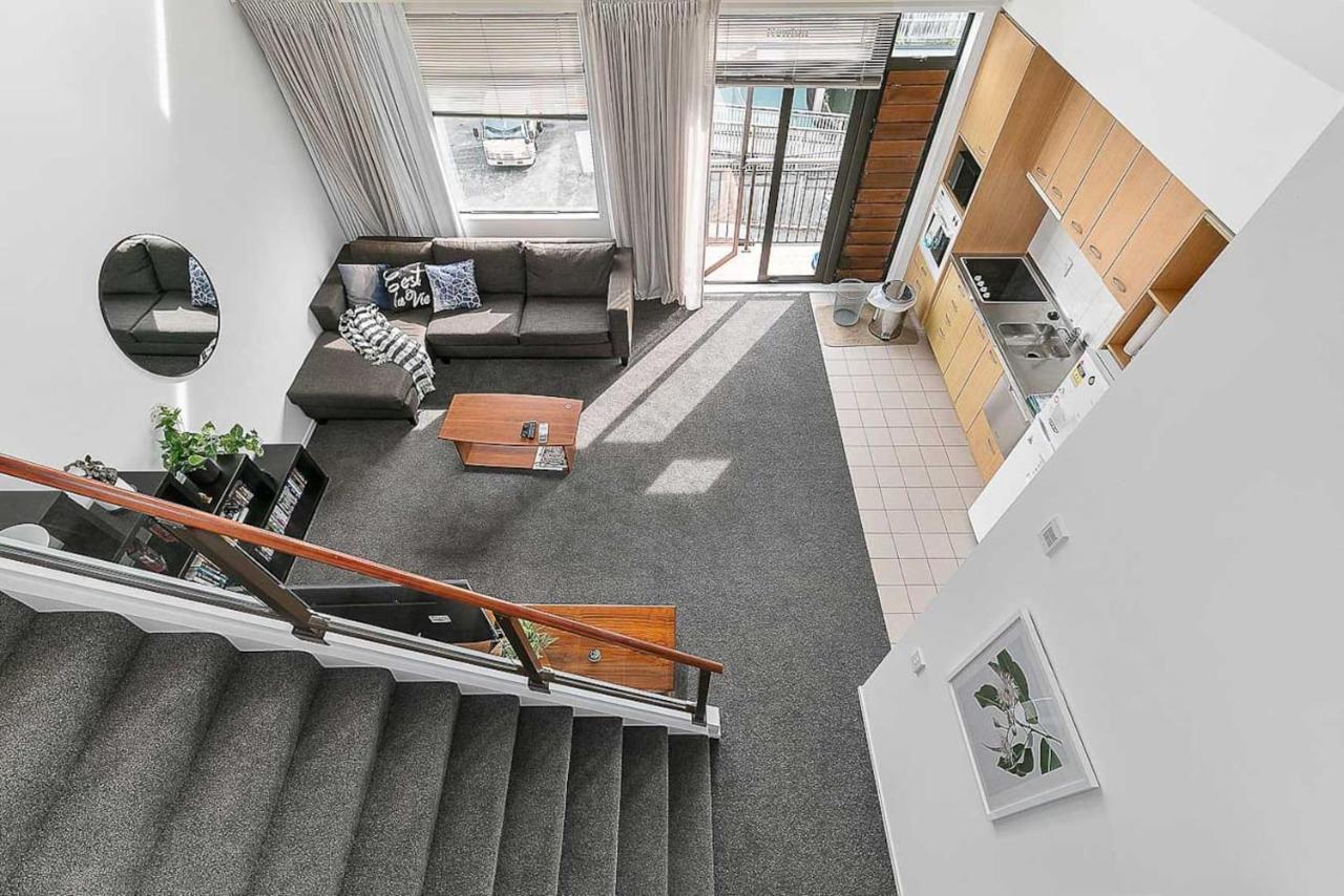 Roomy High-Ceiling Loft Apartment - Free Parking! Auckland Dış mekan fotoğraf
